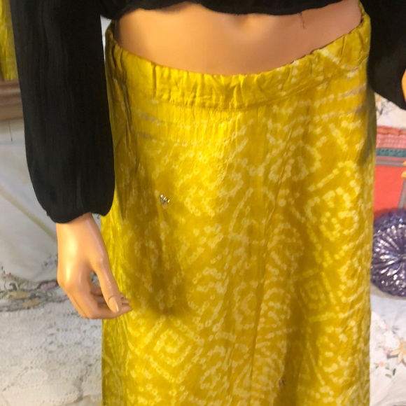 VINTAGE HIPPIE BOHO SILK FESTIVAL SKIRT S-L RARE - Picture 4 of 8